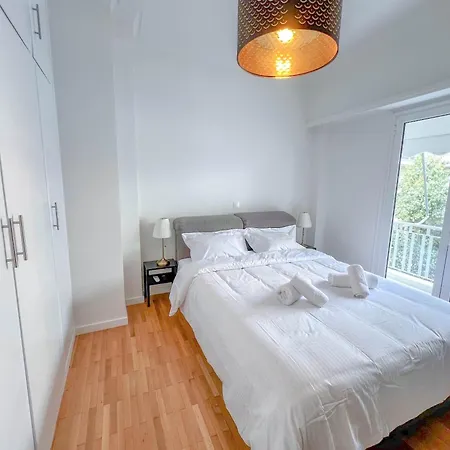 Family Two Bedroom Benaki Apartment *